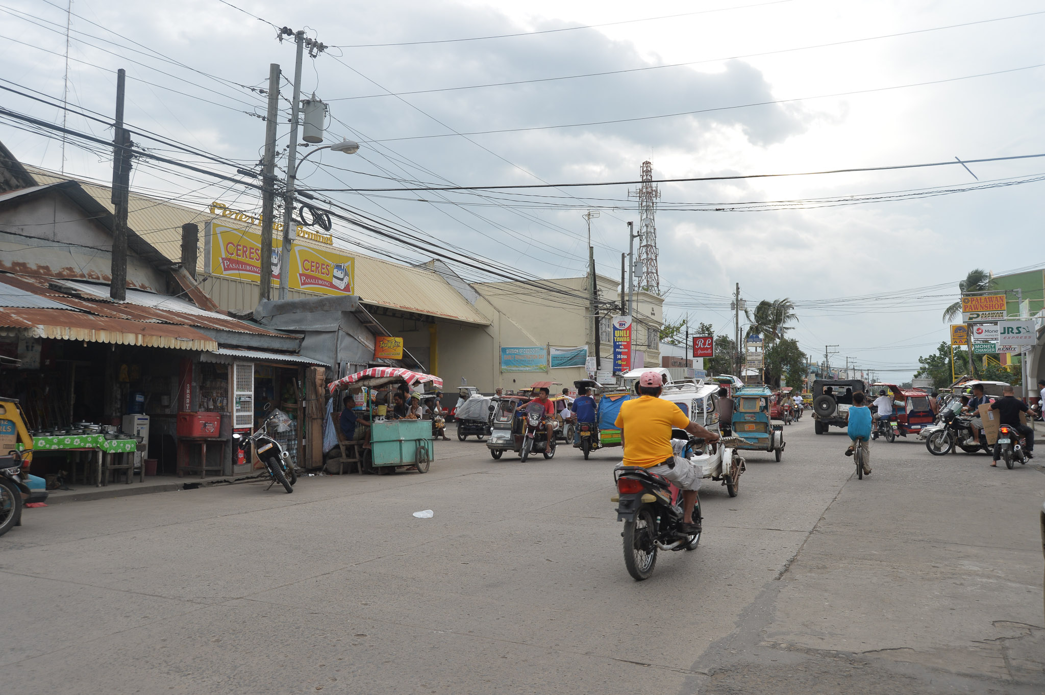 Major street in Cadiz City